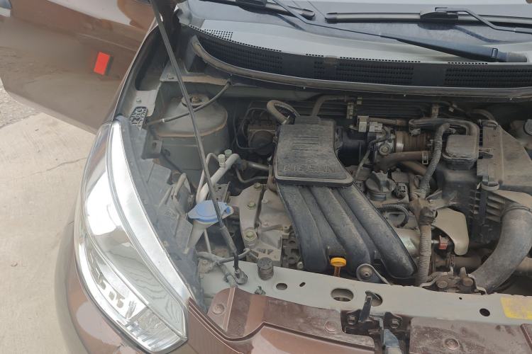 Used Venucia R30 2014 1.2L Manual Enjoyment Edition Engine Bay Right