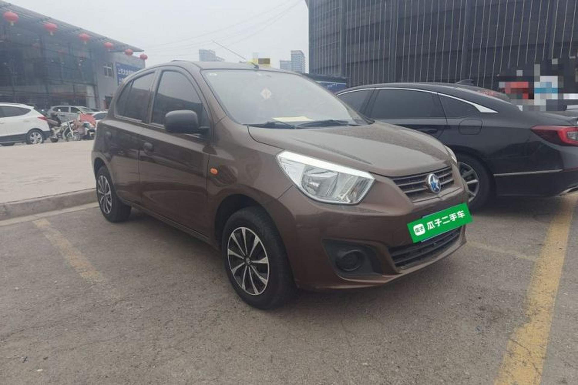 Used Venucia R30 2014 1.2L Manual Comfort Edition Front Right 45 Deg