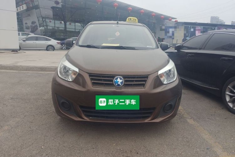 Used Venucia R30 2014 1.2L Manual Comfort Edition Front
