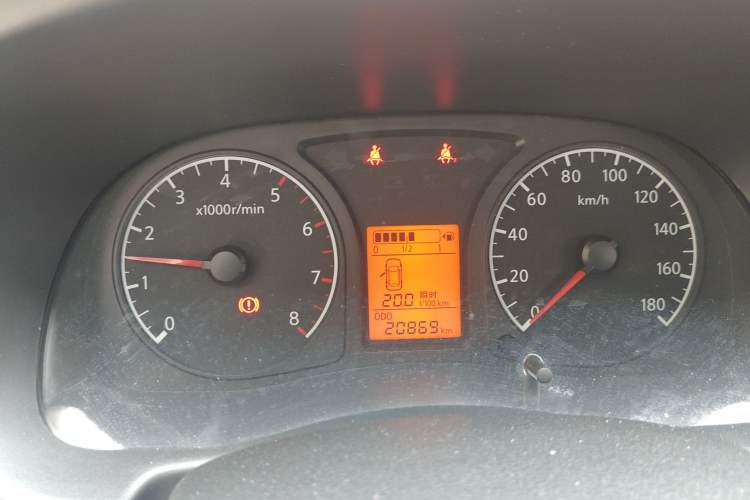 Used Venucia R30 2014 1.2L Manual Enjoyment Edition Instrument Cluster
