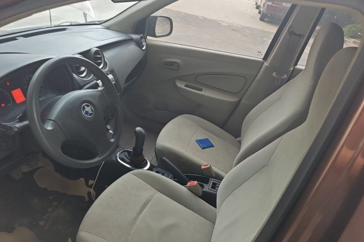 Used Venucia R30 2014 1.2L Manual Enjoyment Edition Left Front Seat