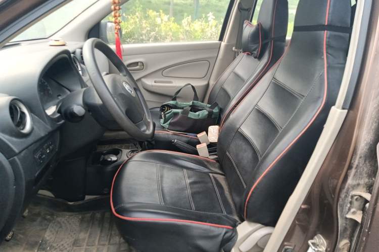 Used Venucia R30 2014 1.2L Manual Enjoyment Edition Left Front Seat