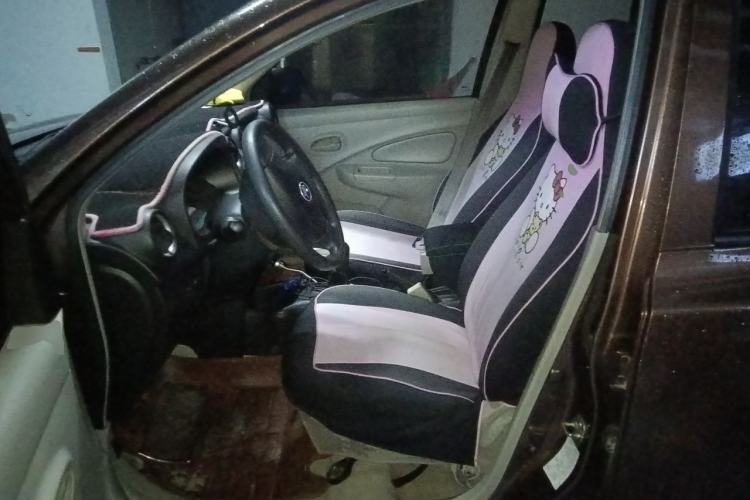 Used Venucia R30 2014 1.2L Manual Luxury Edition Left Front Seat