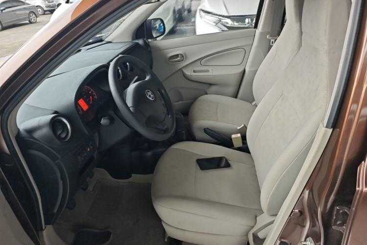 Used Venucia R30 2014 1.2L Manual Enjoyment Edition Left Front Seat