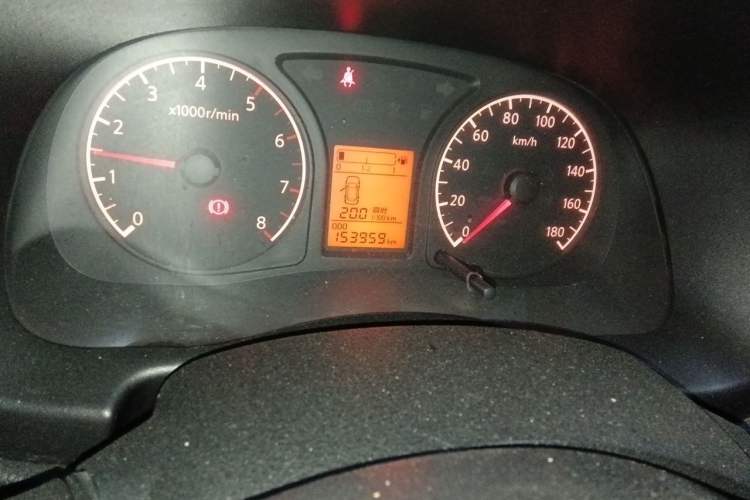 Used Venucia R30 2014 1.2L Manual Luxury Edition Odometer Close Up