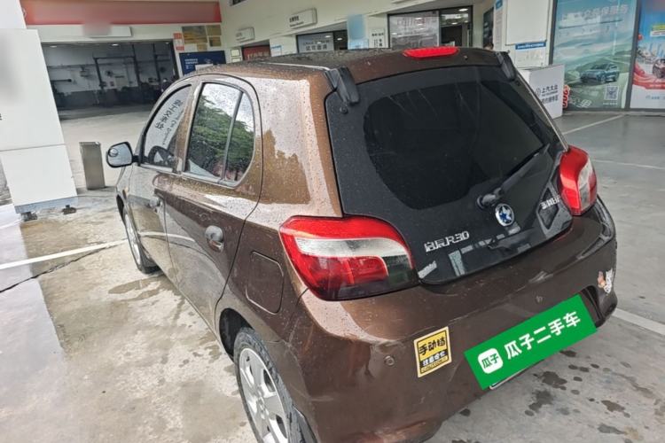 Used Venucia R30 2014 1.2L Manual Luxury Edition Rear Left 45 Deg