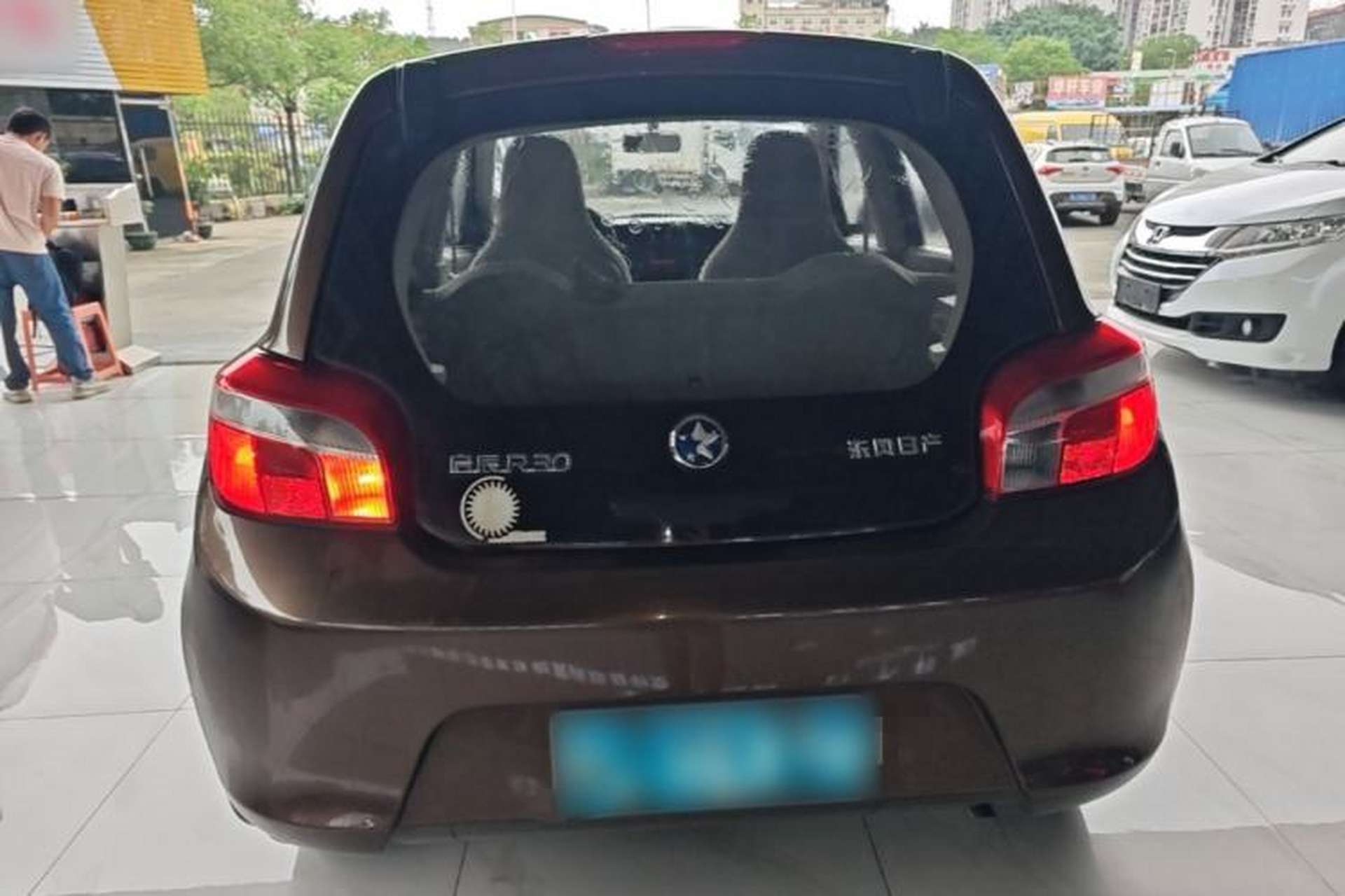 Used Venucia R30 2014 1.2L Manual Enjoyment Edition Rear