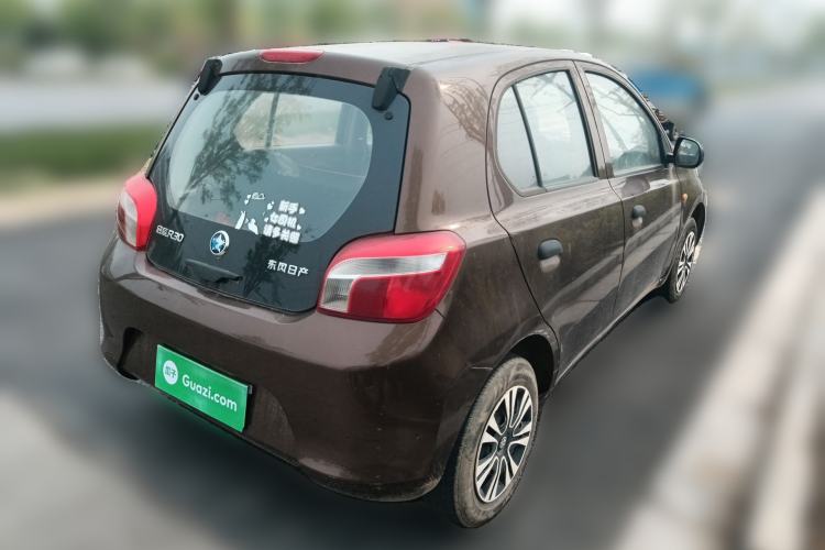 Used Venucia R30 2014 1.2L Manual Enjoyment Edition Rear Right 45 Deg