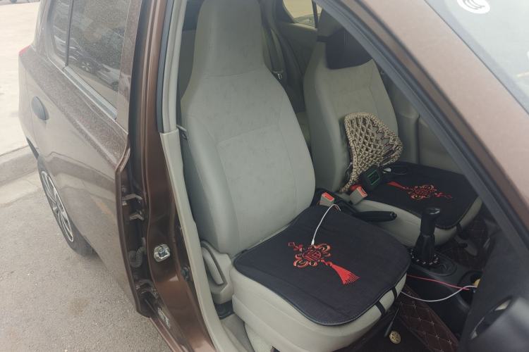 Used Venucia R30 2014 1.2L Manual Comfort Edition Right Front Seat