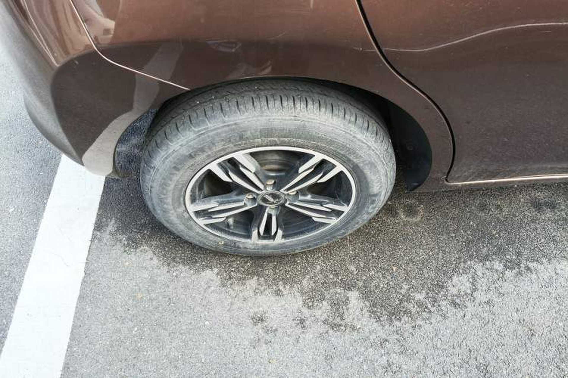 Used Venucia R30 2014 1.2L Manual Comfort Edition Right Rear Wheel Hub
