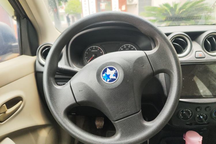 Used Venucia R30 2014 1.2L Manual Enjoyment Edition Steering Wheel