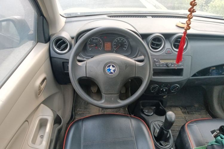 Used Venucia R30 2014 1.2L Manual Enjoyment Edition Steering Wheel