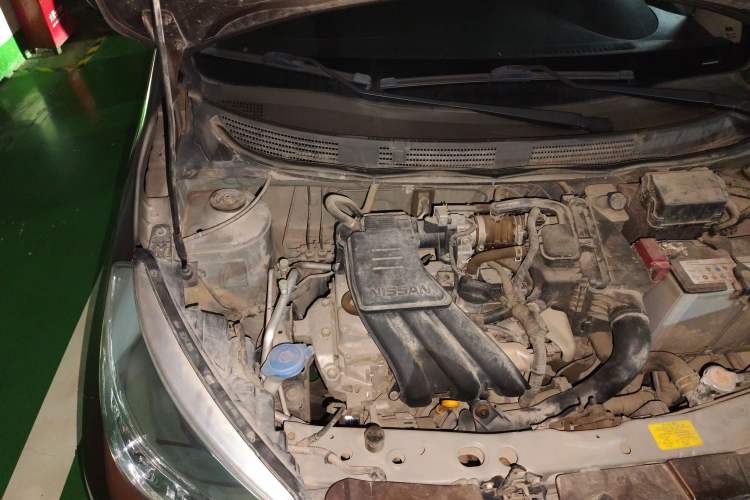 Used Venucia R30 2014 1.2L Manual Comfort Edition Engine Bay Right