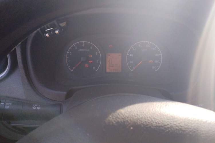 Used Venucia R30 2014 1.2L Manual Luxury Edition Instrument Cluster