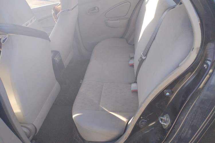 Used Venucia R30 2014 1.2L Manual Luxury Edition Left Rear Seat