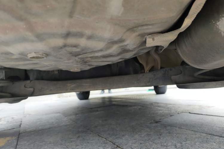 Used Venucia R30 2014 1.2L Manual Comfort Edition Chassis Rear