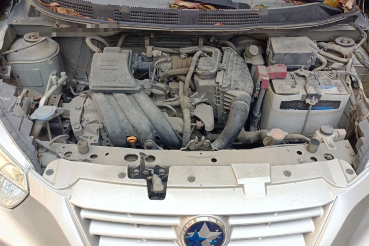 Used Venucia R30 2014 1.2L Manual Comfort Edition Engine Bay