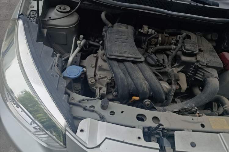 Used Venucia R30 2014 1.2L Manual Comfort Edition Engine Bay Right