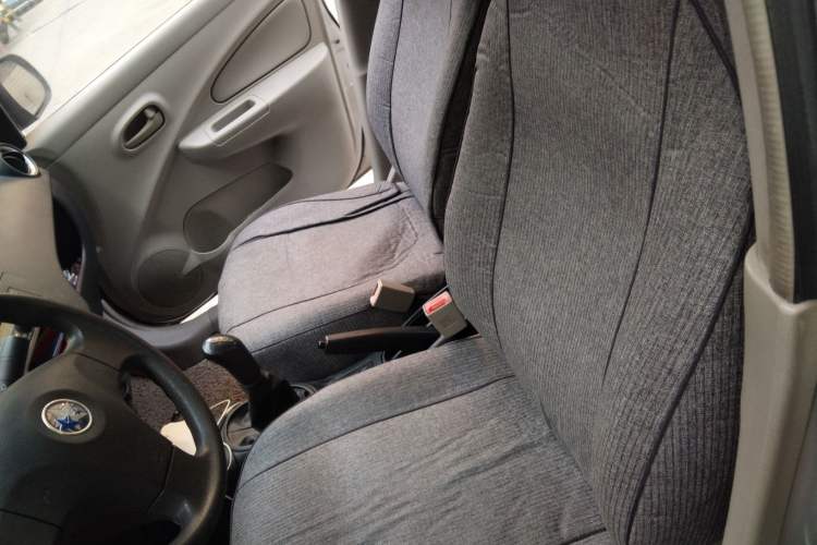Used Venucia R30 2014 1.2L Manual Enjoyment Edition Left Front Seat