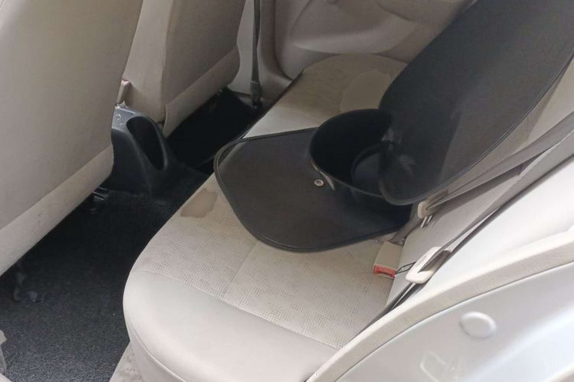 Used Venucia R30 2014 1.2L Manual Comfort Edition Left Rear Seat