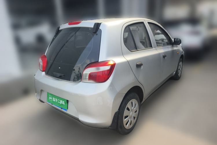 Used Venucia R30 2014 1.2L Manual Enjoyment Edition Rear Right 45 Deg
