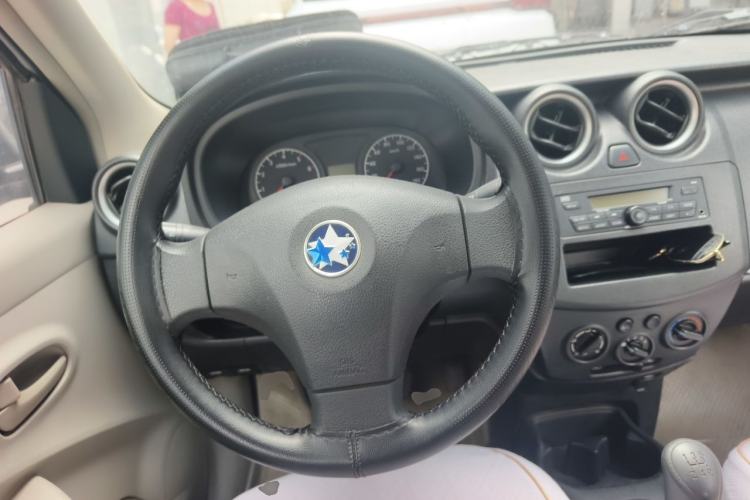 Used Venucia R30 2014 1.2L Manual Enjoyment Edition Steering Wheel