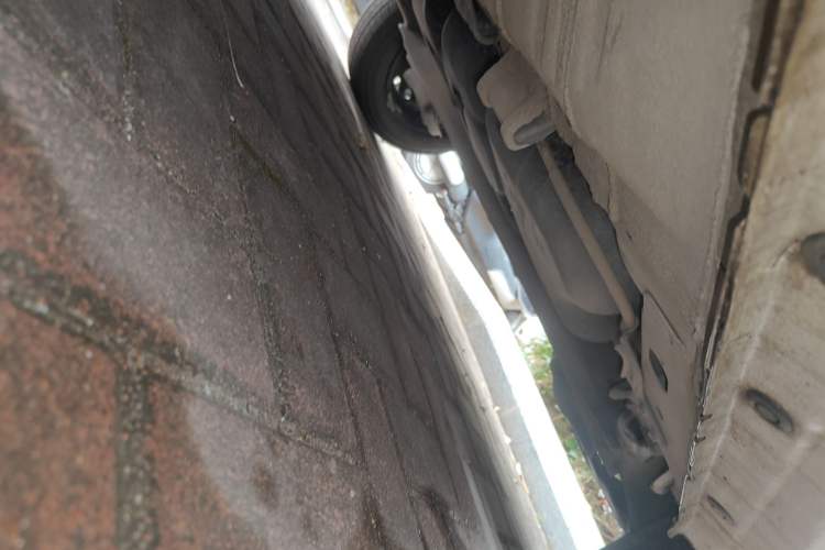 Used Venucia R30 2014 1.2L Manual Enjoyment Edition Chassis Rear Left