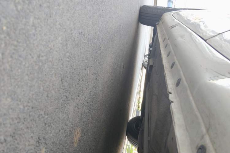 Used Venucia R30 2014 1.2L Manual Comfort Edition Chassis Rear Left
