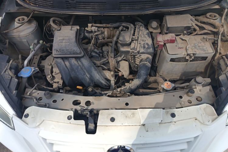 Used Venucia R30 2014 1.2L Manual Enjoyment Edition Engine Bay