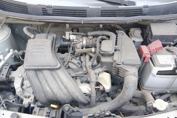 Used Venucia R30 2014 1.2L Manual Comfort Edition Engine Bay