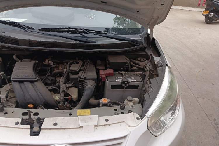 Used Venucia R30 2014 1.2L Manual Enjoyment Edition Engine Bay Left