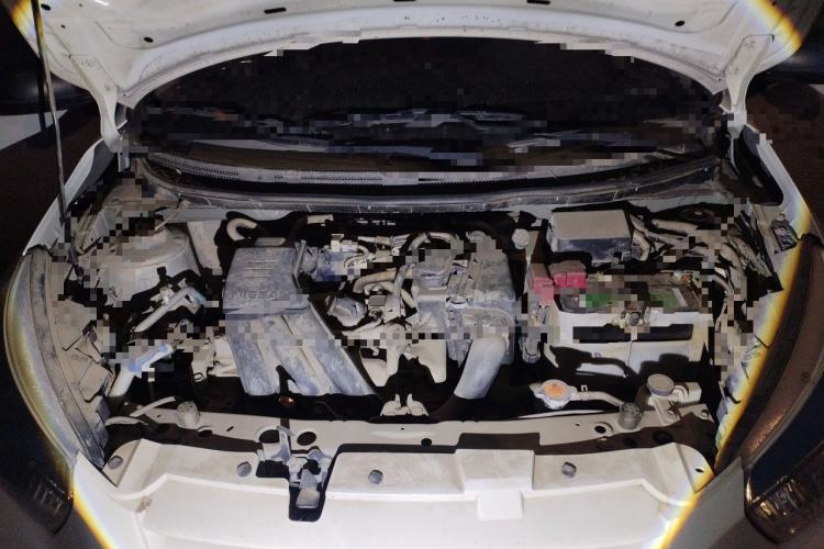 Used Venucia R30 2014 1.2L Manual Easy-Enjoy Version Engine Bay