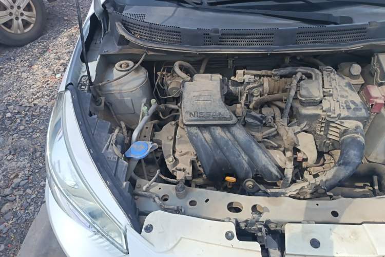 Used Venucia R30 2014 1.2L Manual Enjoyment Edition Engine Bay Right