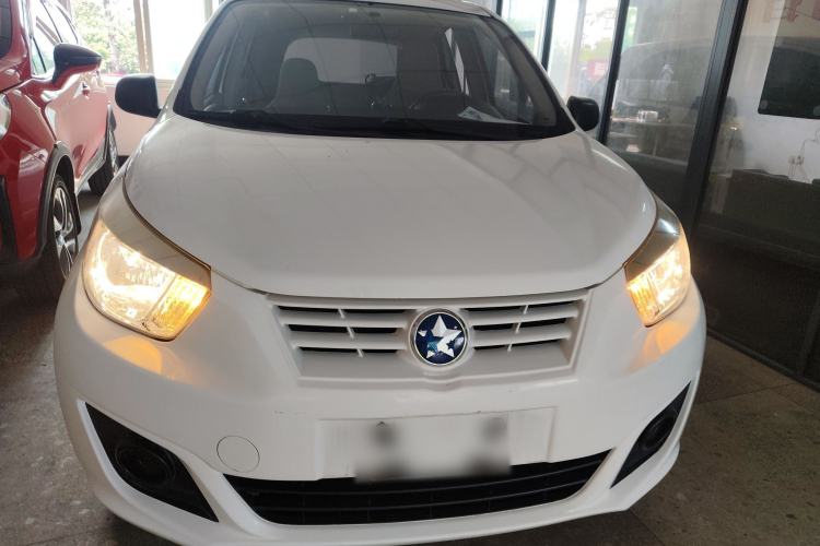 Used Venucia R30 2014 1.2L Manual Enjoyment Edition Front