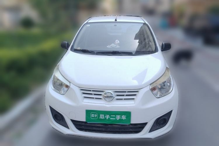 Used Venucia R30 2014 1.2L Manual Comfort Edition Front