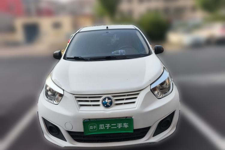 Used Venucia R30 2014 1.2L Manual Enjoyment Edition Front