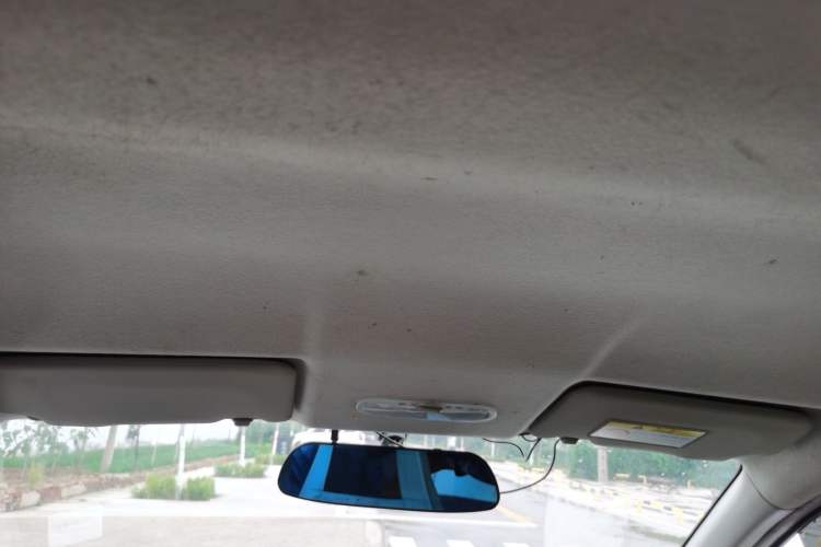 Used Venucia R30 2014 1.2L Manual Enjoyment Edition Headliner