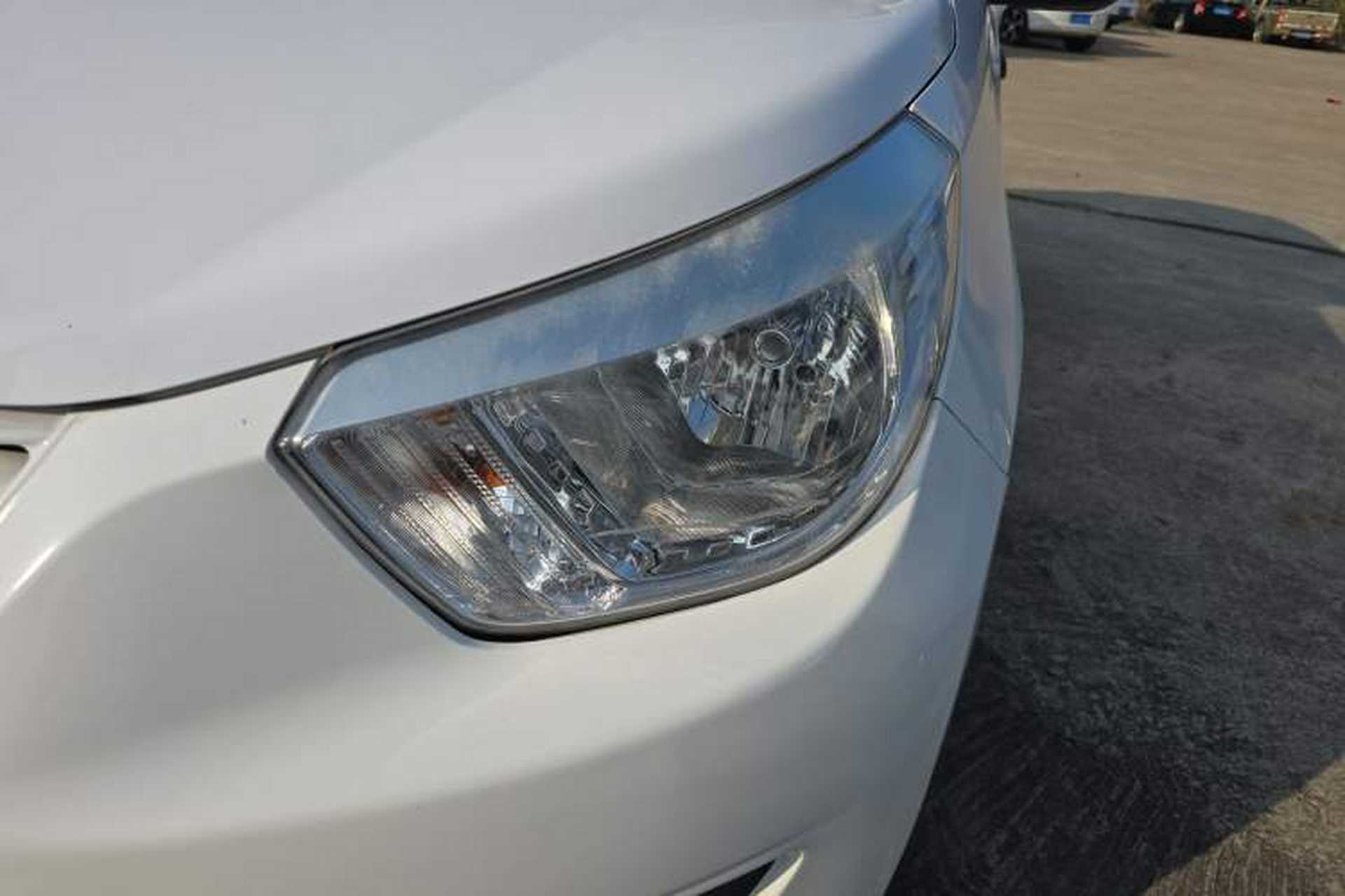 Used Venucia R30 2014 1.2L Manual Enjoyment Edition Left Front Headlight