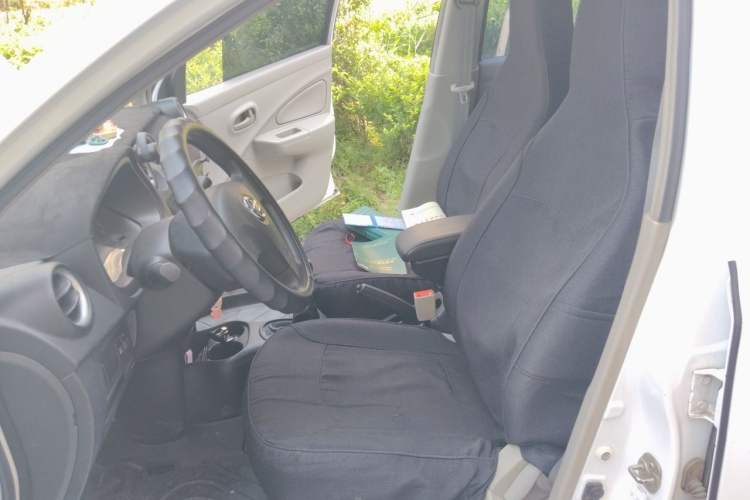 Used Venucia R30 2014 1.2L Manual Comfort Edition Left Front Seat