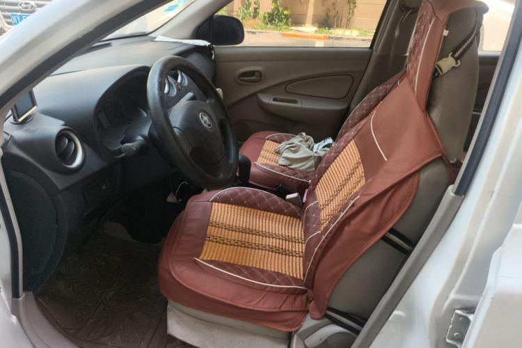 Used Venucia R30 2014 1.2L Manual Comfort Edition Left Front Seat