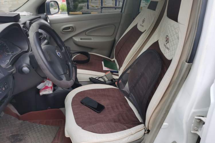 Used Venucia R30 2014 1.2L Manual Enjoyment Edition Left Front Seat