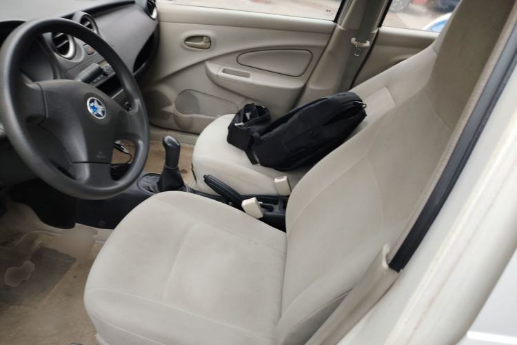Used Venucia R30 2014 1.2L Manual Enjoyment Edition Left Front Seat