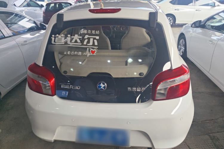 Used Venucia R30 2014 1.2L Manual Enjoyment Edition Rear