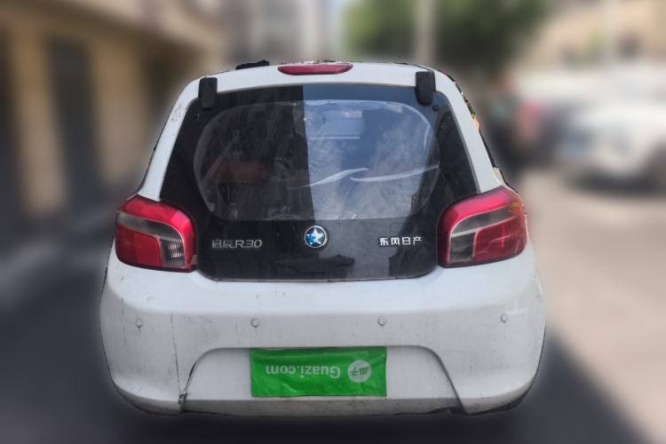 Used Venucia R30 2014 1.2L Manual Comfort Edition Rear