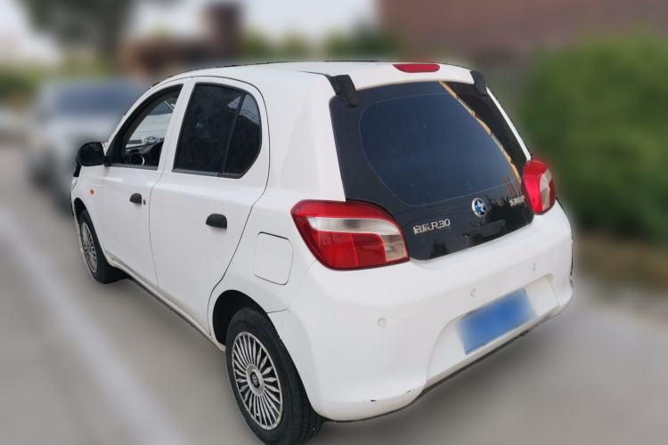 Used Venucia R30 2014 1.2L Manual Comfort Edition Rear Left 45 Deg