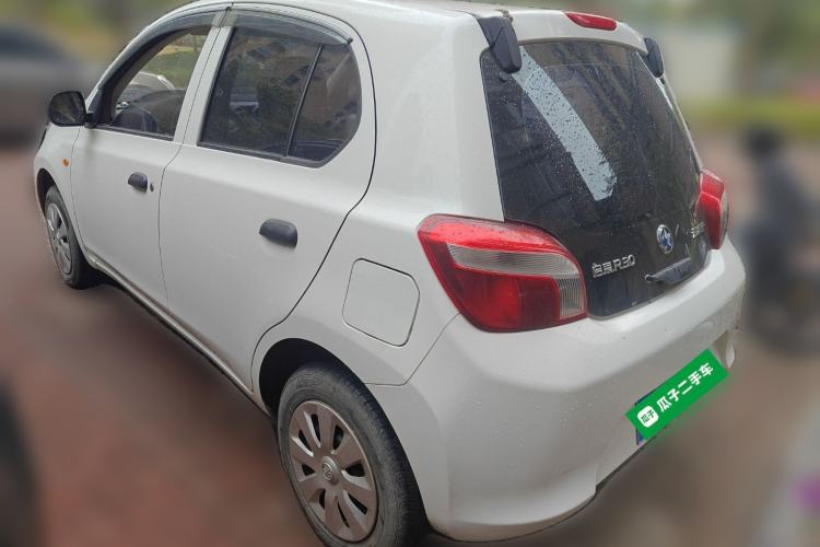 Used Venucia R30 2014 1.2L Manual Enjoyment Edition Rear Left 45 Deg