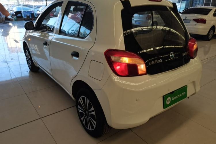 Used Venucia R30 2014 1.2L Manual Enjoyment Edition Rear Left 45 Deg
