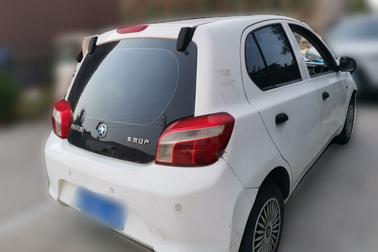 Used Venucia R30 2014 1.2L Manual Comfort Edition Rear Right 45 Deg
