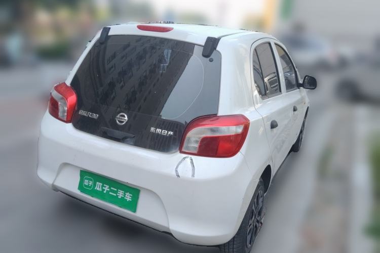 Used Venucia R30 2014 1.2L Manual Comfort Edition Rear Right 45 Deg