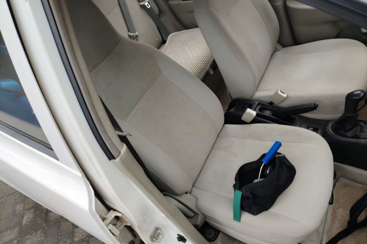 Used Venucia R30 2014 1.2L Manual Enjoyment Edition Right Front Seat
